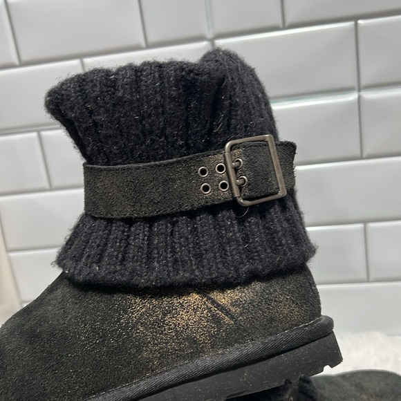 UGG CAMBRIDGE Women's Black Metallic Ankle Boots size 6 - Picture 8 of 11